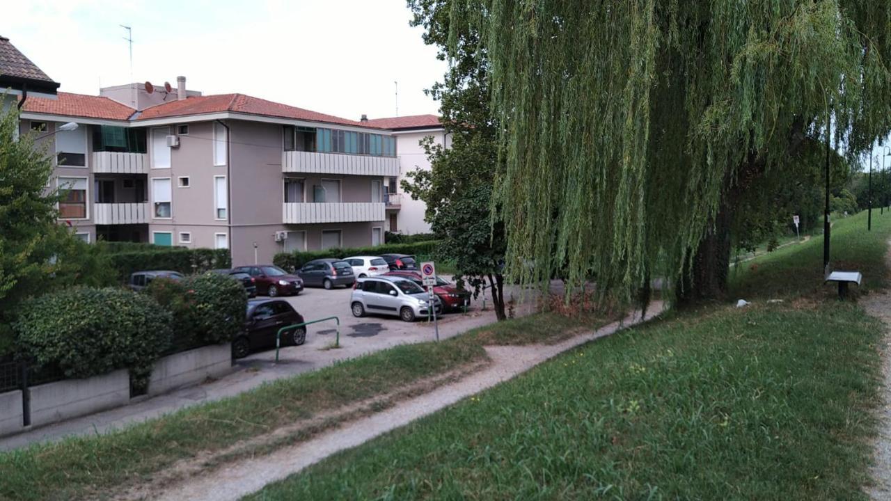 Vicino Al Prato Della Valle Intero Appartamento Parcheggio Facile Di Fronte Padova Exterior photo
